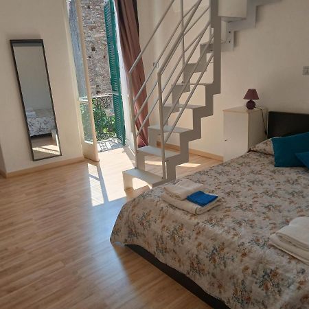 La Casetta Di Giulia Dolceacqua Εξωτερικό φωτογραφία